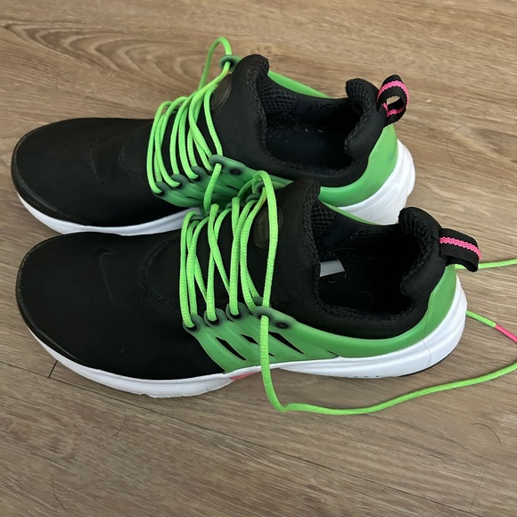 Nike Air Presto Green Strike - Picture 2 of 2